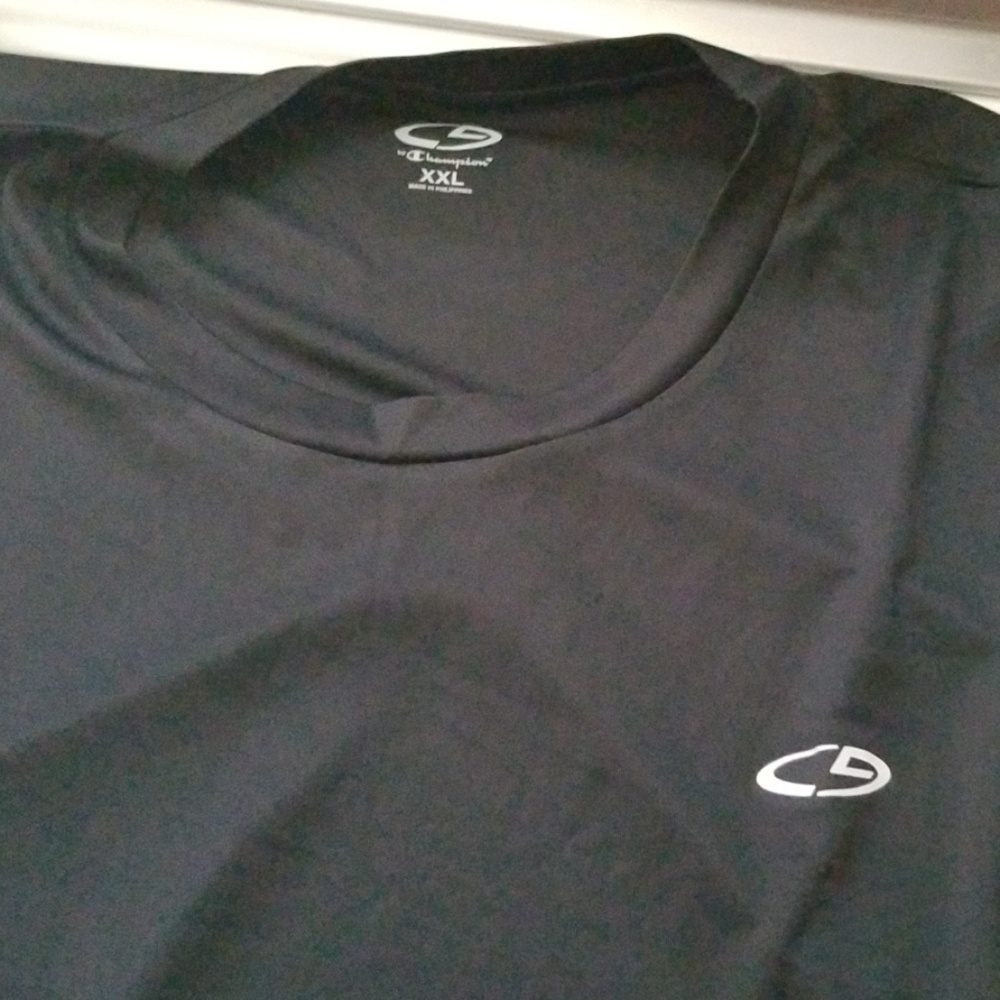 Athletic shirt